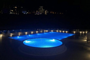 Status-M Apartments 151, Becici